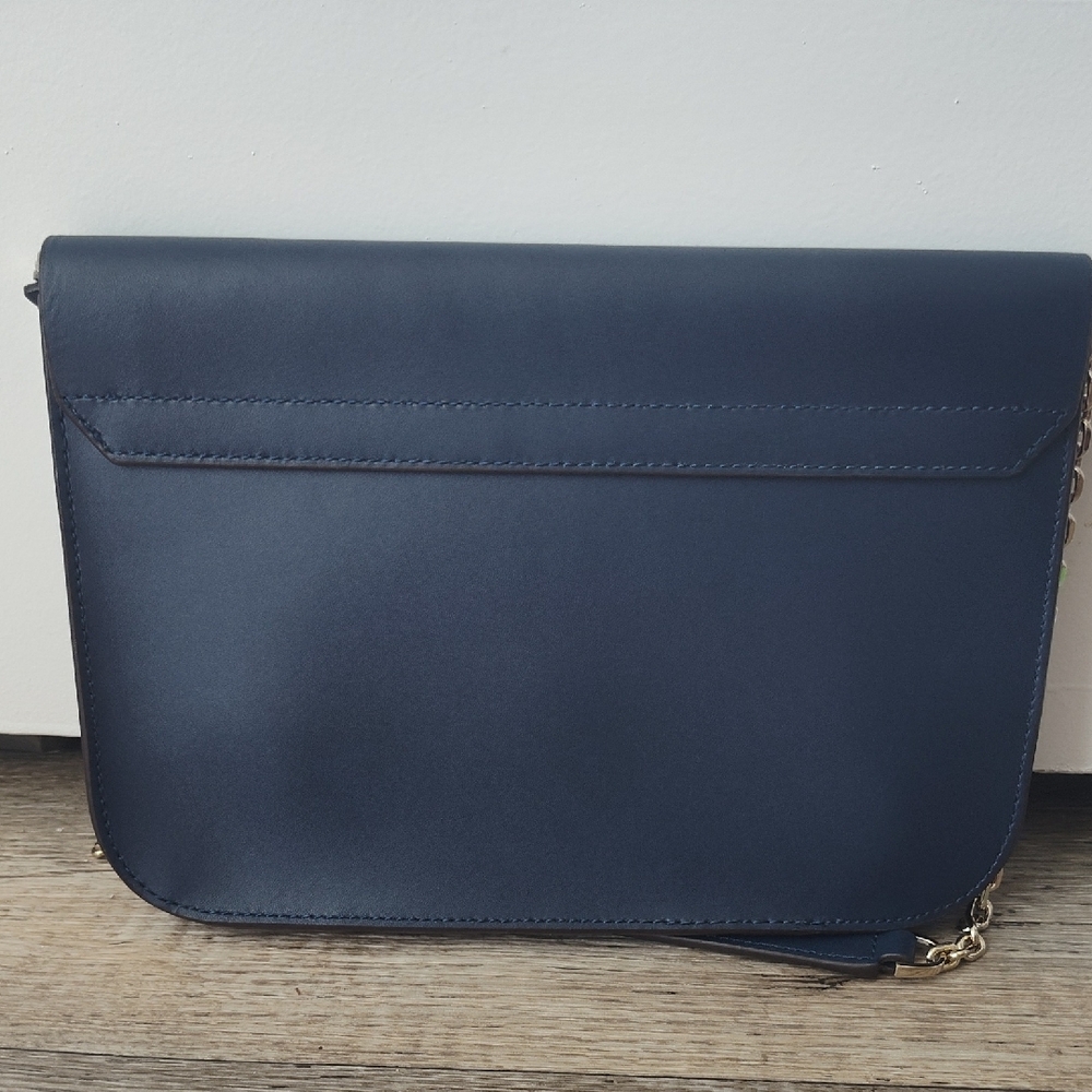 Kate Spade Blue Shoulder Bag with Gold Accents - Picture 4 of 10